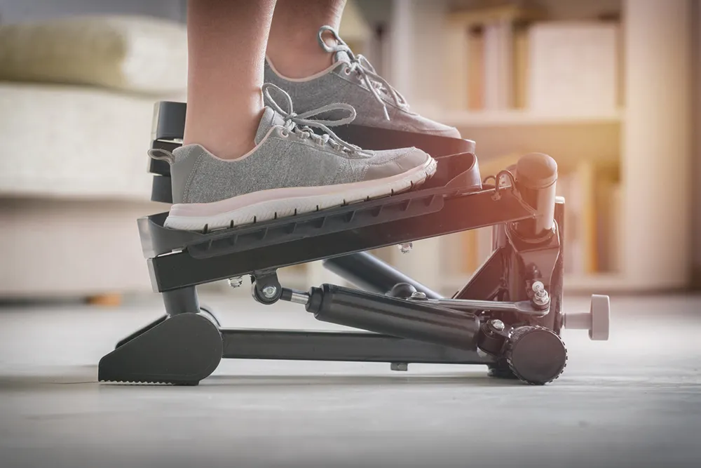 マンションで静かにウォーキング